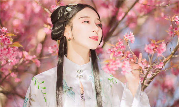 霍林郭勒供卵试管婴儿：助您实现家庭梦想的科学方案